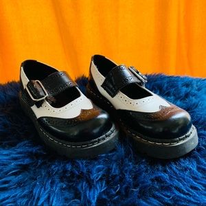 🖤T.U.K.🖤 Brogue Mary Jane